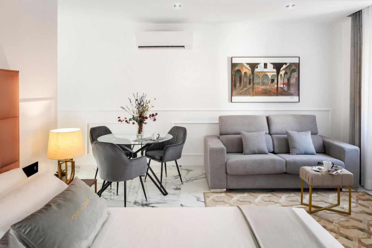 Quivir Apartamentos Deluxe Casa Del Arco Andujar Bagian luar foto